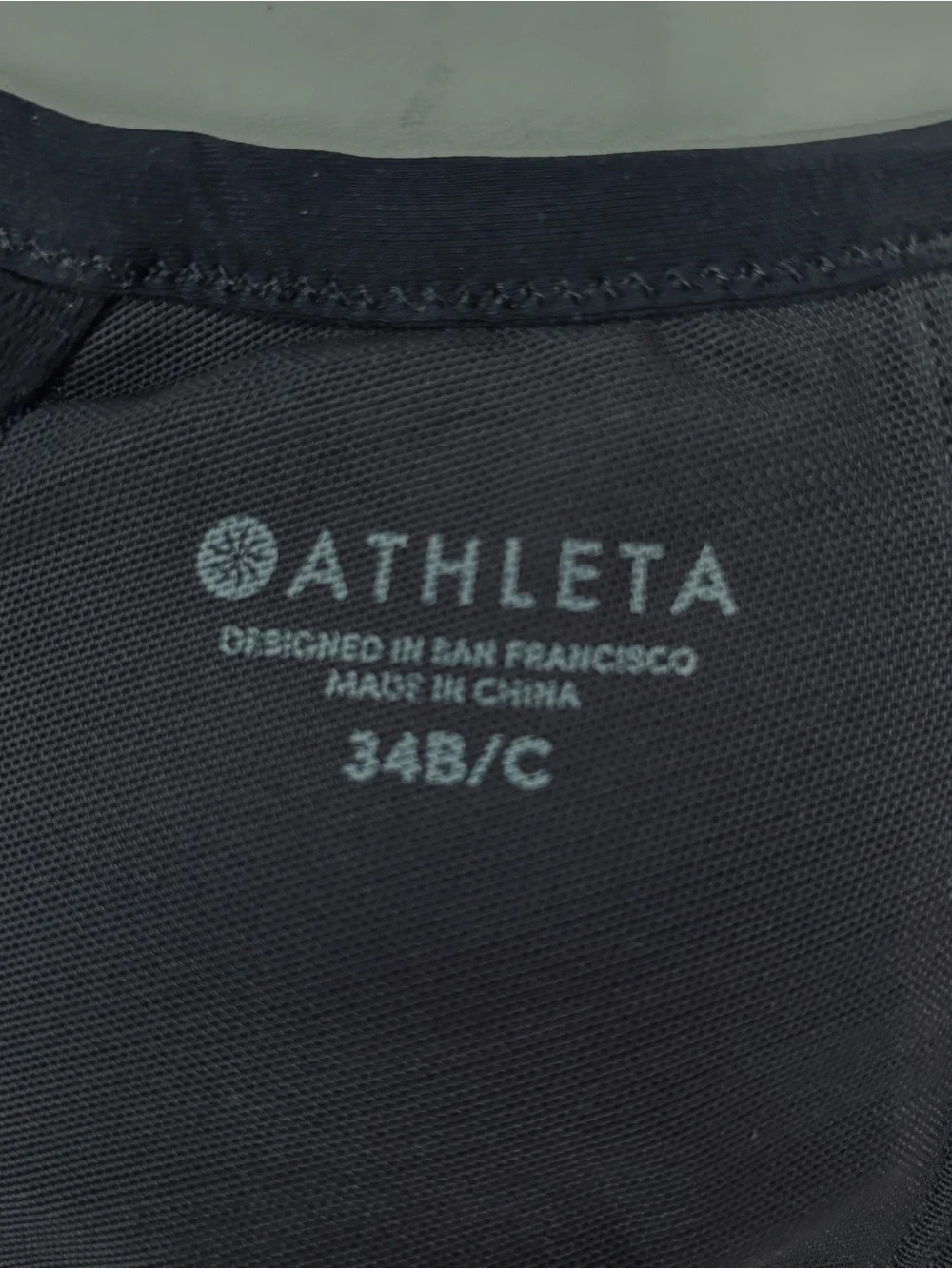 Athleta Hampton Black Twist Front Underwire Padded Beach Swim Bikini Top 34 B/C